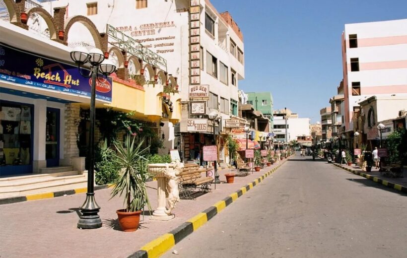 Sightseeing tour of Hurghada and Shopping. (3.5 hours)